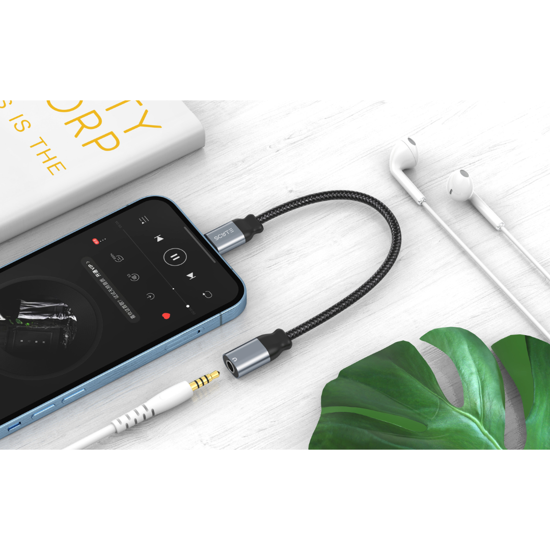Scute AC9 Digital Audio Converter Lightning 3.5mm Female